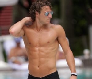 forlán-cuerpo-estético cuerpo-estético